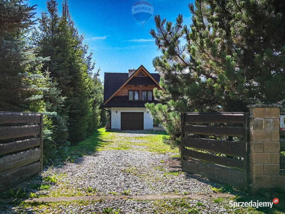 Dom wolnostojący z garażem Łopuszna 1100m2 sprzedam