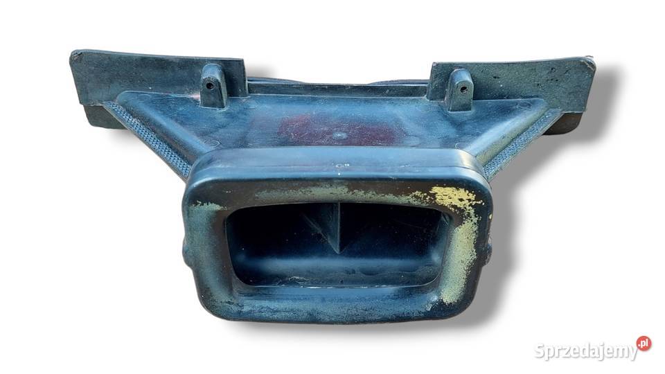 Dyfuzorkierownica nawiewu Fiat 126p st 1978 osobowe Radomsko