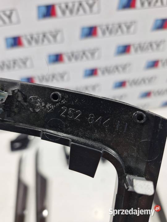 BMW X1 E84 LISTWY OZDOBNE WEWNĘTRZNE DEKORY osobowe Osłony i zaślepki