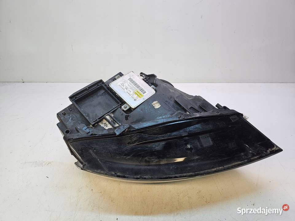 REFLEKTOR XENON LEWY PRZÓD AUDI A5 8T0941003M Przystajń