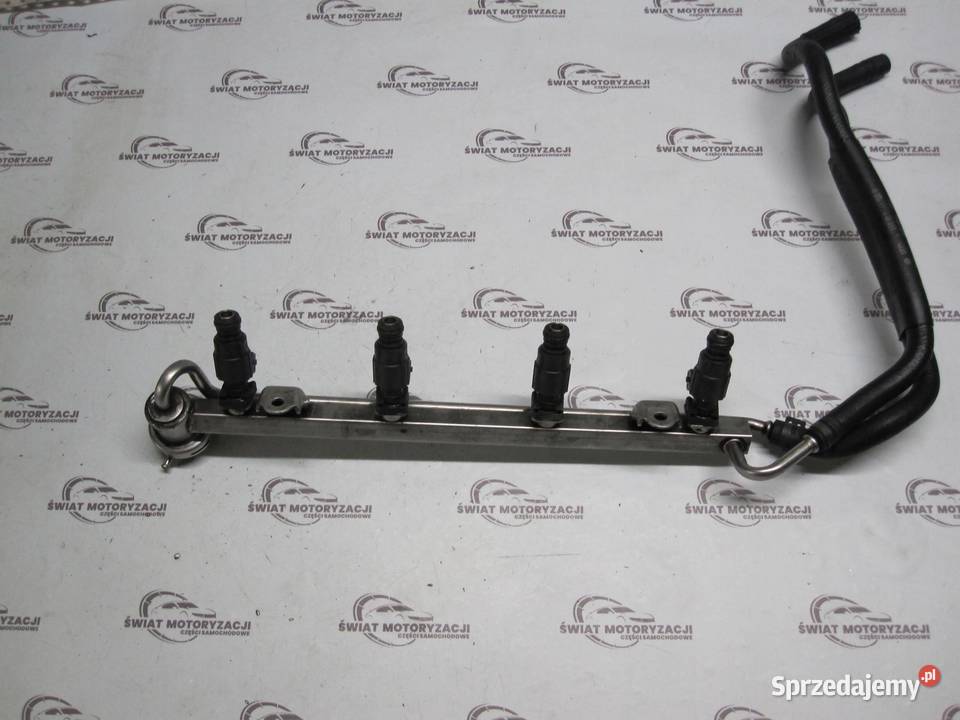 Audi TT 18 T 01r 224 listwa wtryskowa 06A133681E osobowe