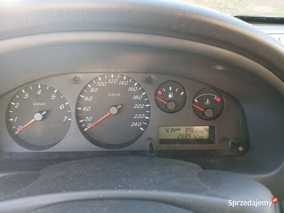 Nissan almera 18 Rok produkcji 2002 Rząśnia