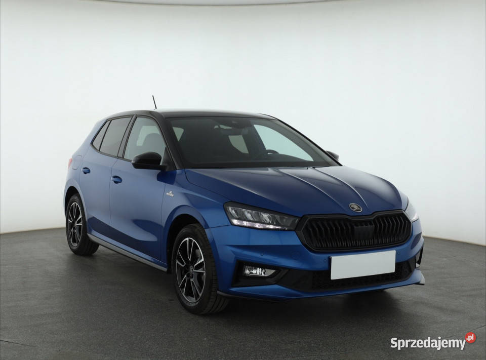 Skoda Fabia 10 TSI niebieski Piaseczno