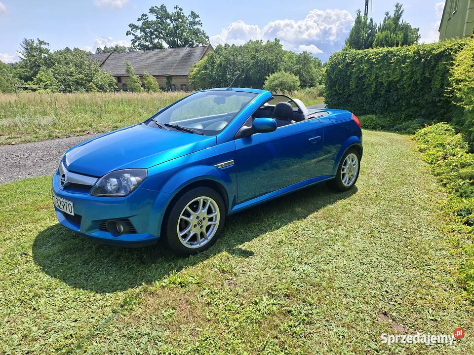 Opel tigra 14 90 LPG cabrio twardy blaszany dach manualna Żary