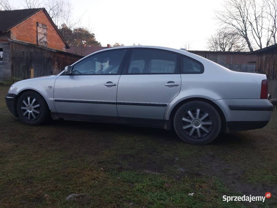 Passat b5 19 2000r 90 koni Głowno