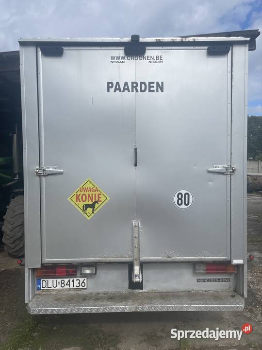 Mercedes T1 410D koniowoz donprzewozu koni Lubin