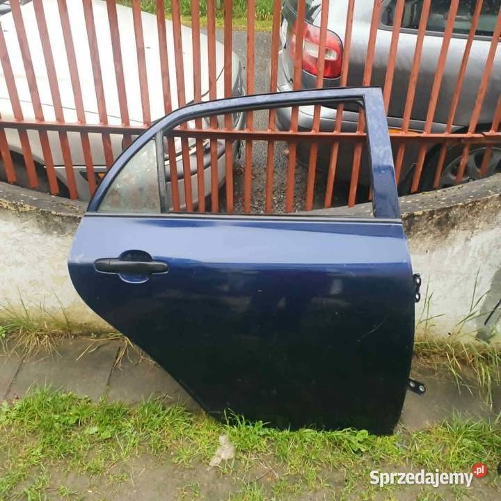 Drzwi prawe tylny prawy tył Toyota Corolla E14 osobowe Drzwi Kraków