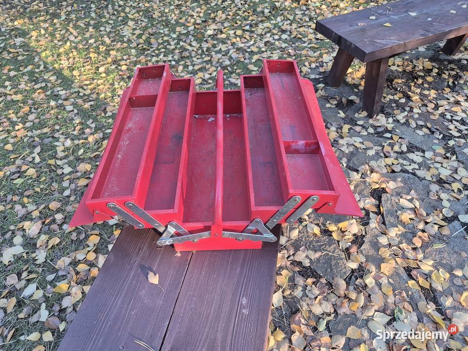 Roskładana metalowa skrzynka na narzedzia Marianów