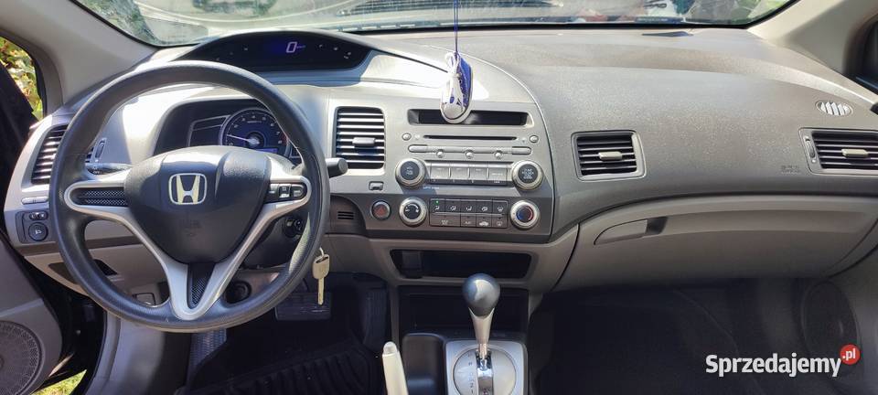 Honda Civic Coupe 18 Nisko