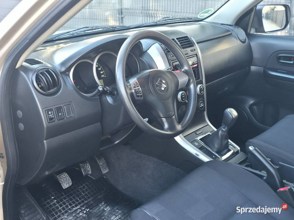 Suzuki Grand Vitara 16 Benzyna Serwisowany centralny zamek Piekoszów