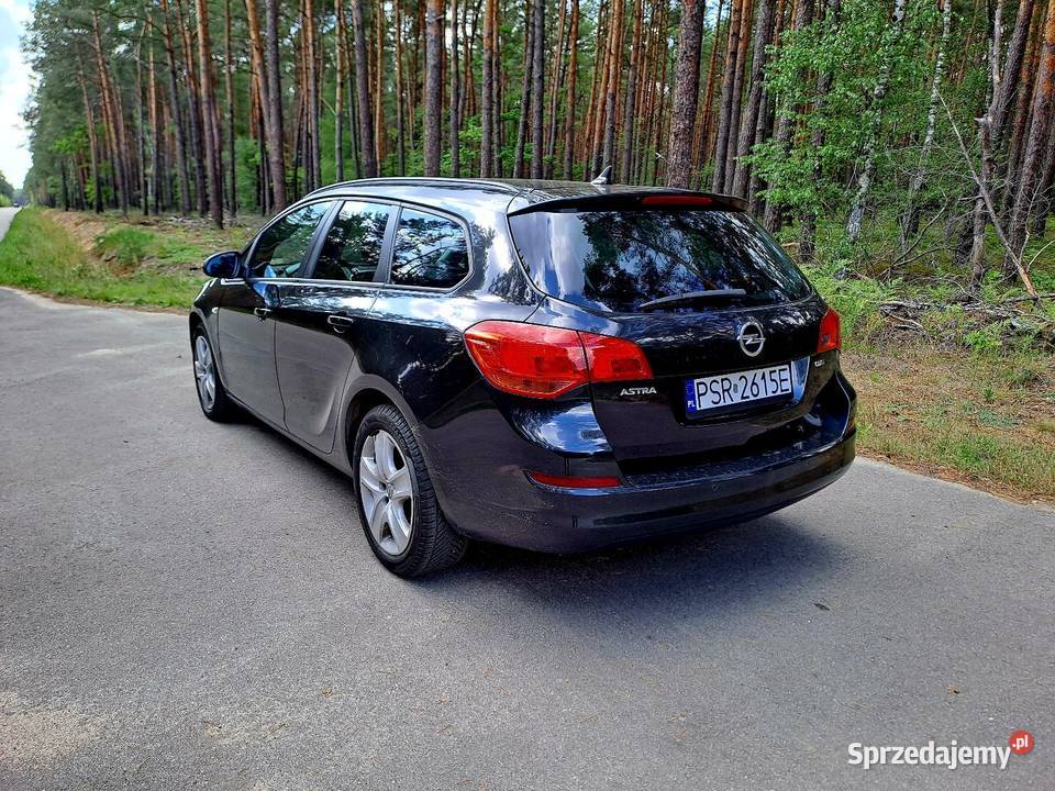Opel Astra J 17 CDTI 2011r Kombi łódzkie Sieradz