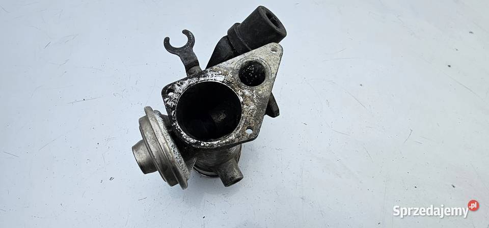 Zawor egr mercedes w202 22cdi 6110980417 Rok produkcji 1999 Zbąszyń