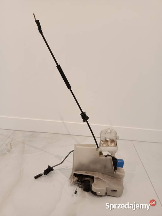 Zamek drzwi prawy przód VW Polo 2007r śląskie Jaworzno