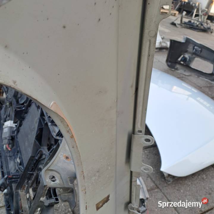 Audi A4 B8 błotniki kod lakieru LX7W i inne Jastrzębie-Zdrój