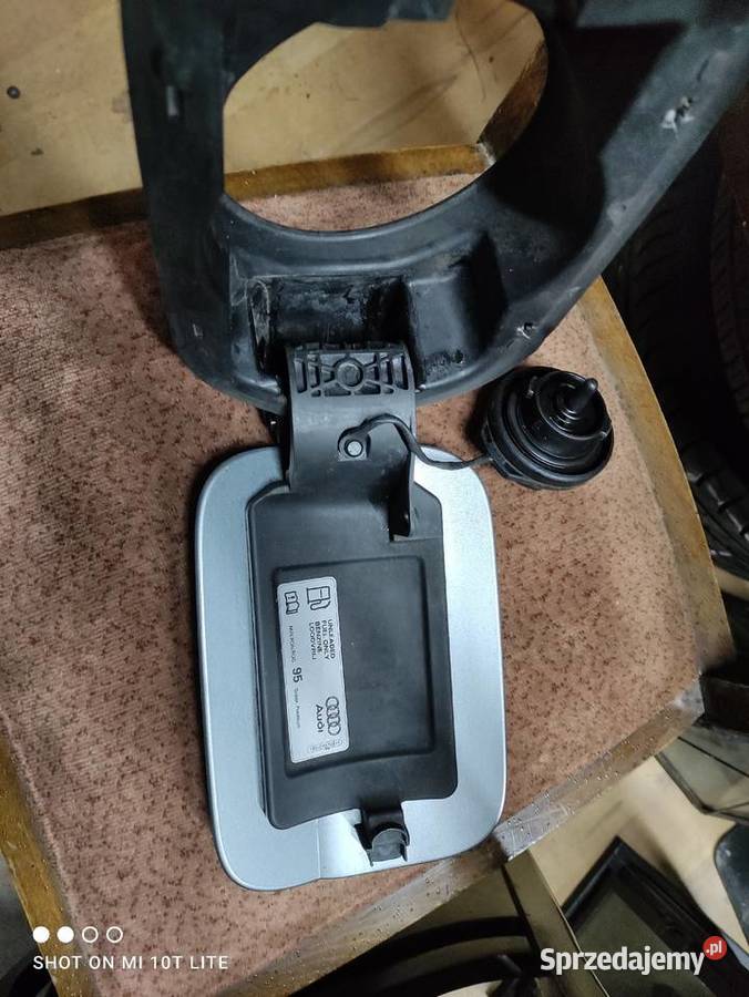 Klapka wlewu paliwa Audi A5 Żary sprzedam