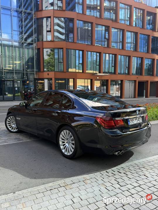 BMW Seria 7 F01 Bezwypadkowa Serwis ASO aluminiowe felgi Wrocław