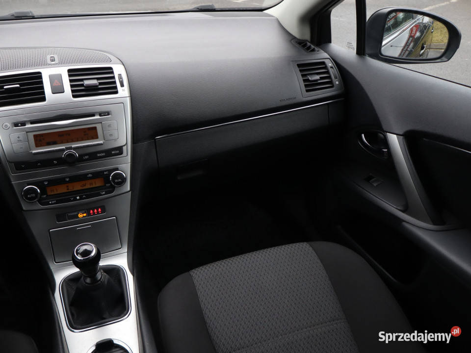 Toyota Avensis 20 D4D relingi dachowe dolnośląskie Bielany Wrocławskie sprzedam