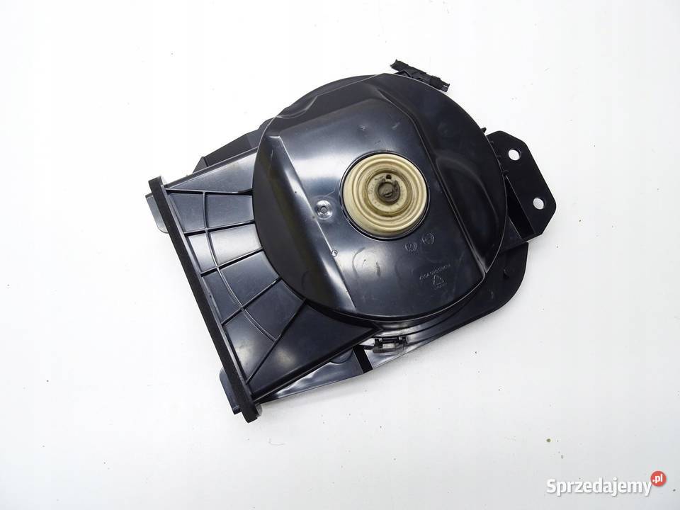 GŁOŚNIK SUBWOOFER PRAWY BMW F20 F21 F30 F31