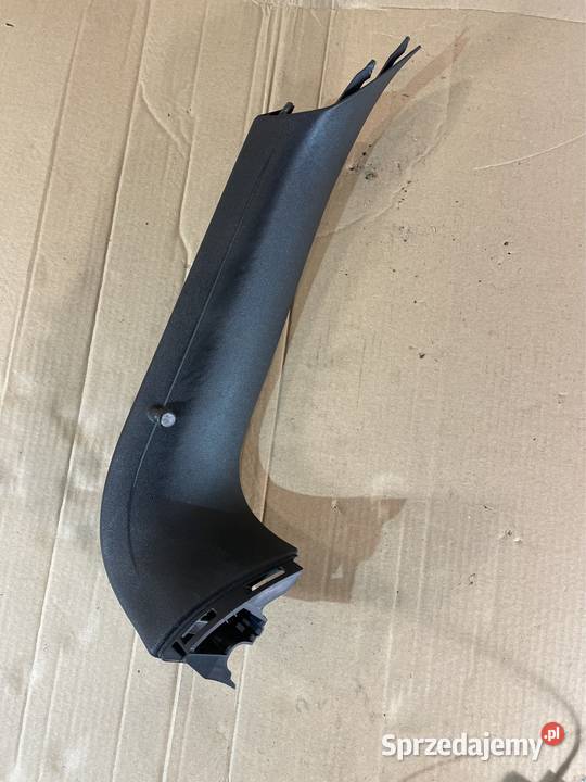 tapicerka tylnej klapy lewa vw tiguan lift 5N Szczecin