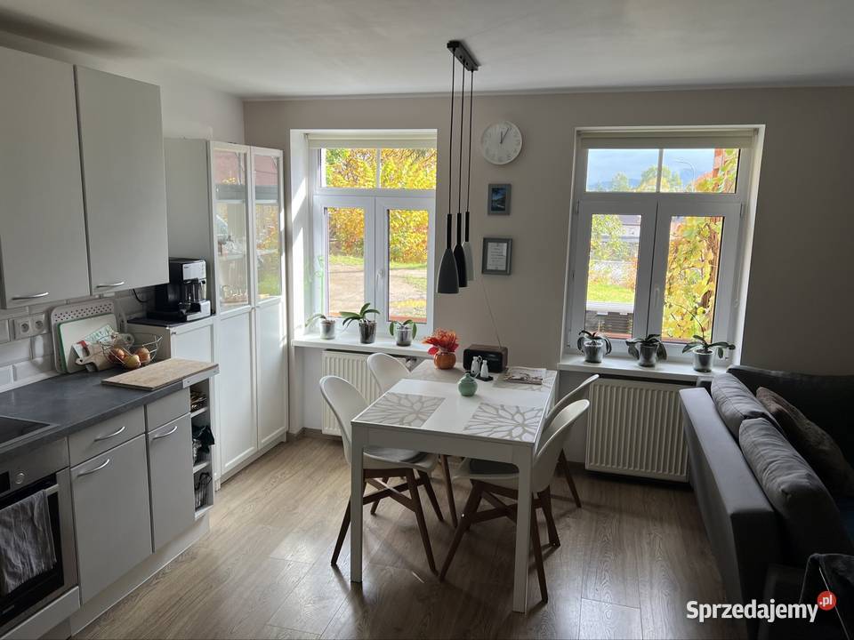 Mieszkanie 2 pokoje garaż ogródek widok na zamek ogródek