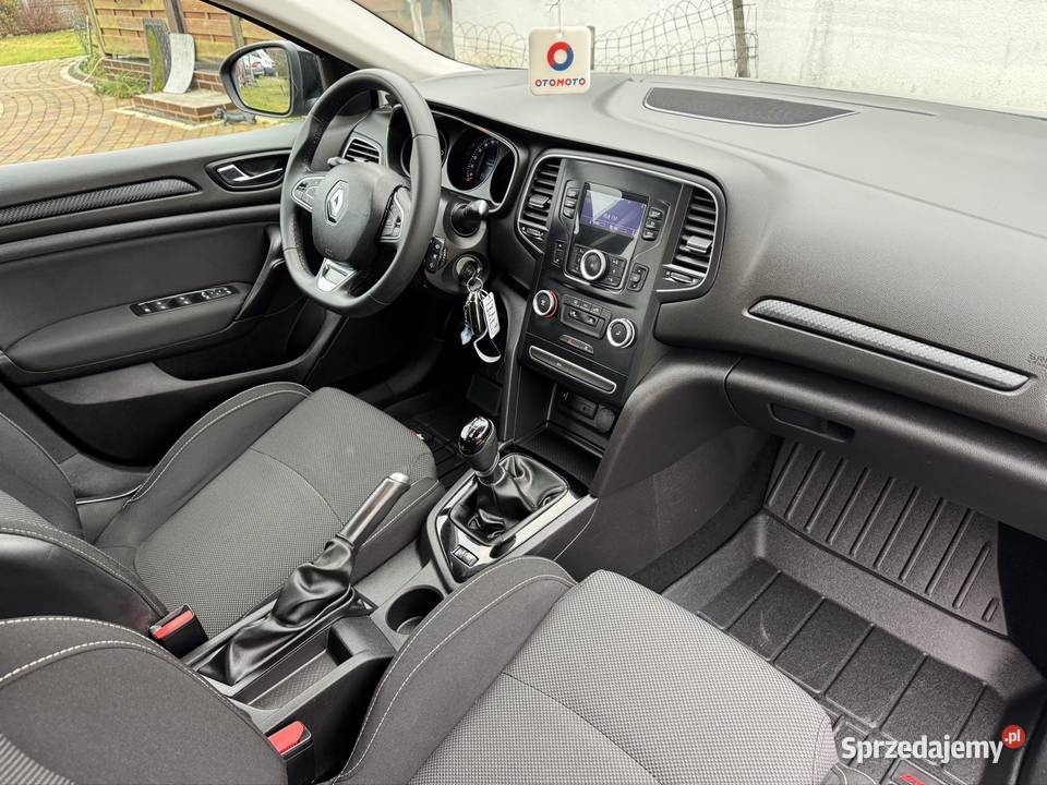 Renault Megane IV 2017 16 sce Salon Polska Drezdenko