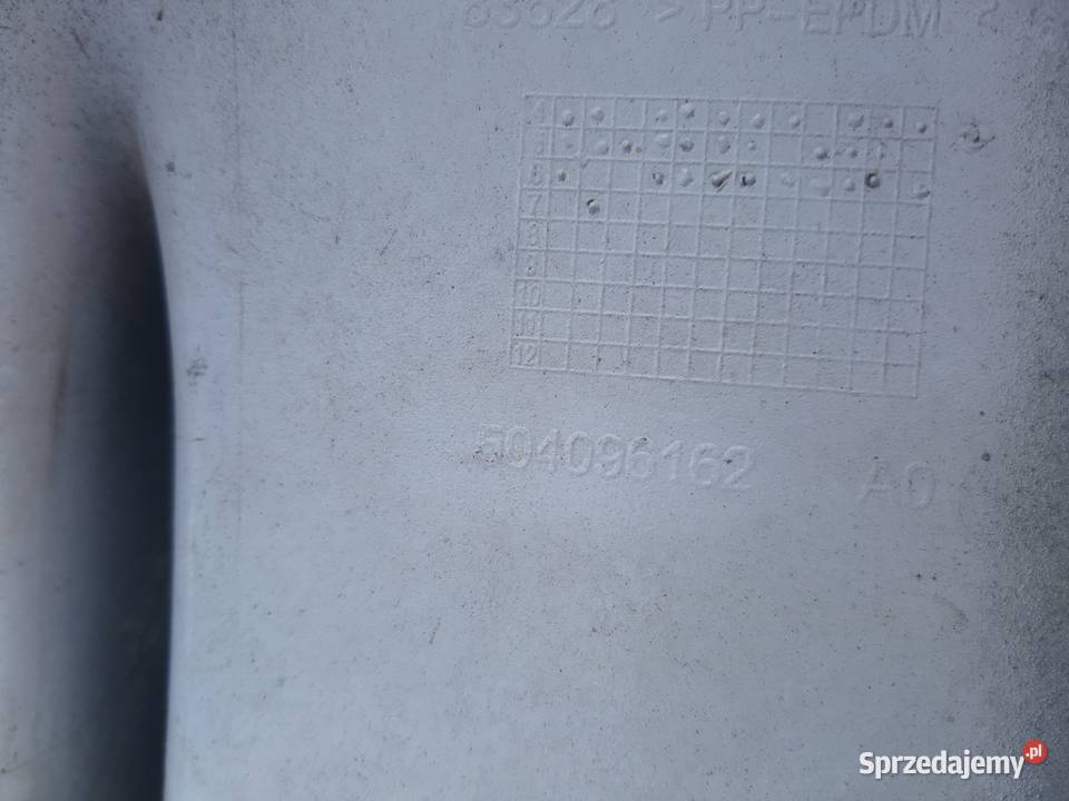 IVECO STRALIS POLIK NAROŻNIK OWIEWKA PRAWA ciężarowe Trzciel