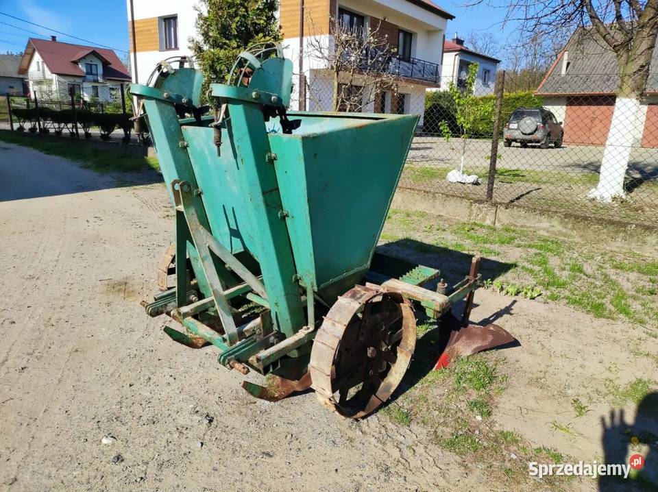 Sadzarka do ziemniaków dwurzędowa Dąbrowa Tarnowska