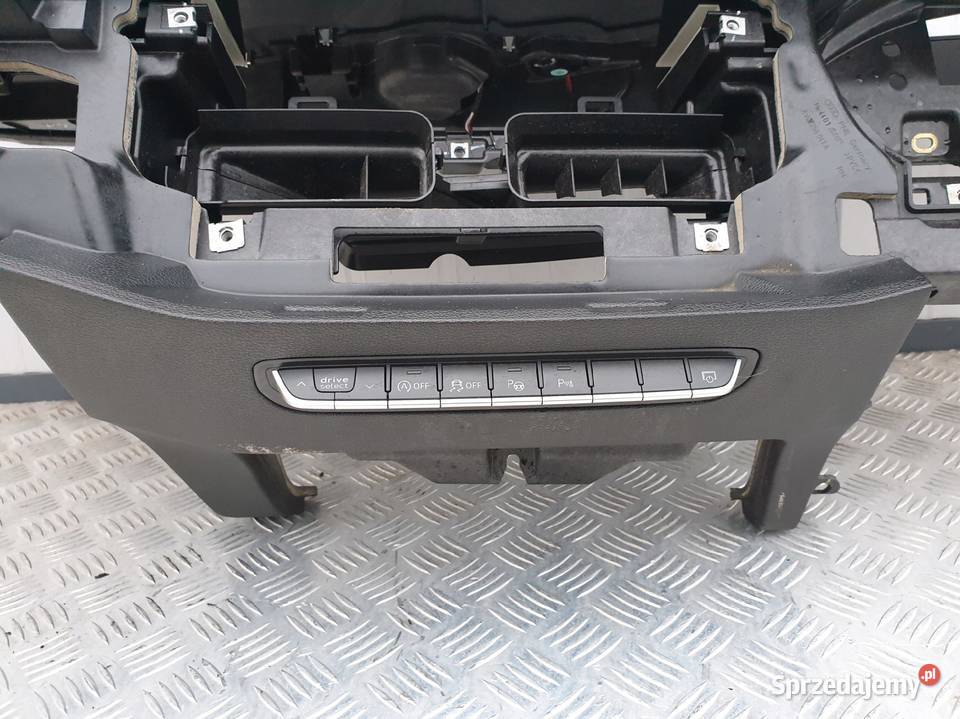 Audi A5 S5 II F5 8W 15 DESKA ROZDZIELCZA KONSOLA Rudka sprzedam