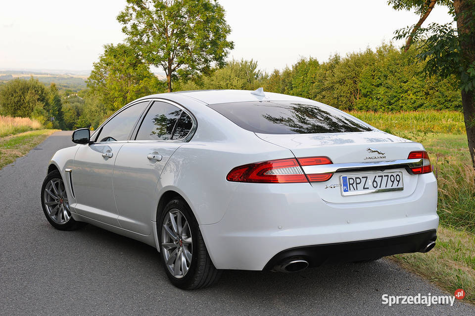 Jaguar XF Jaguar xf 20 T zadbany niski przebieg MP3 Kańczuga