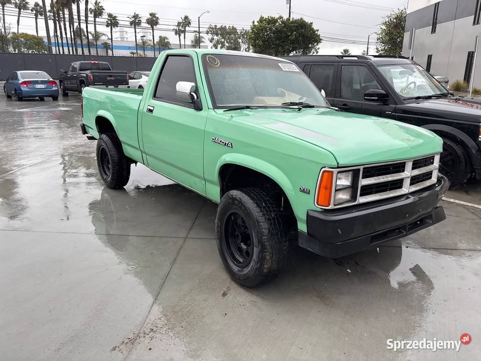 Dodge Dakota 1990 Pickup 4x4 Żółkiewka-Osada sprzedam
