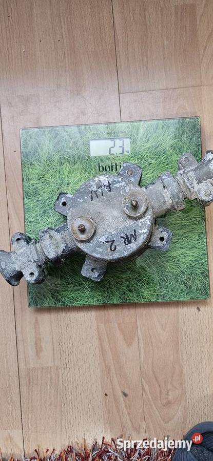 2z PRL dużaLata 70 teAluminiowaOdgałęźnik Puszki elektryczne Barlinek sprzedam