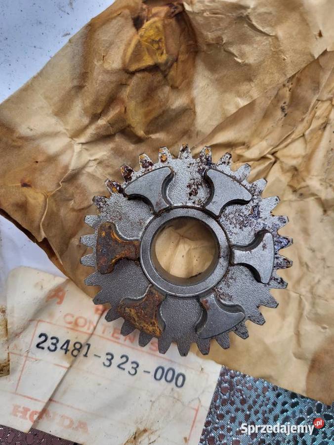 HONDA CB 500 NOWA Z EPOKI ZĘBATKA HONDA 23481 Rybnik