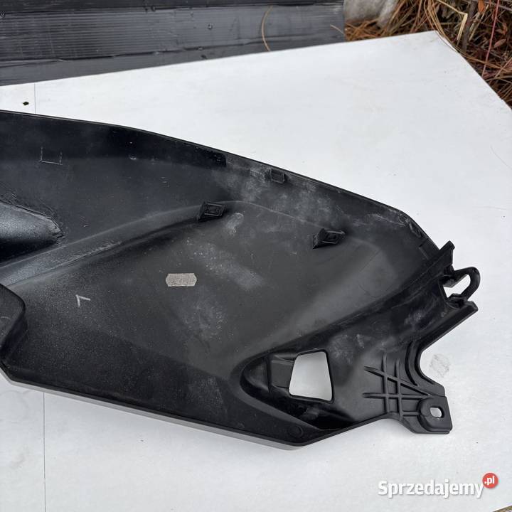 PRAWA OSŁONA NAKŁADKA ZBIORNIK YAMAHA MT 125 Plastiki Plastiki Radom