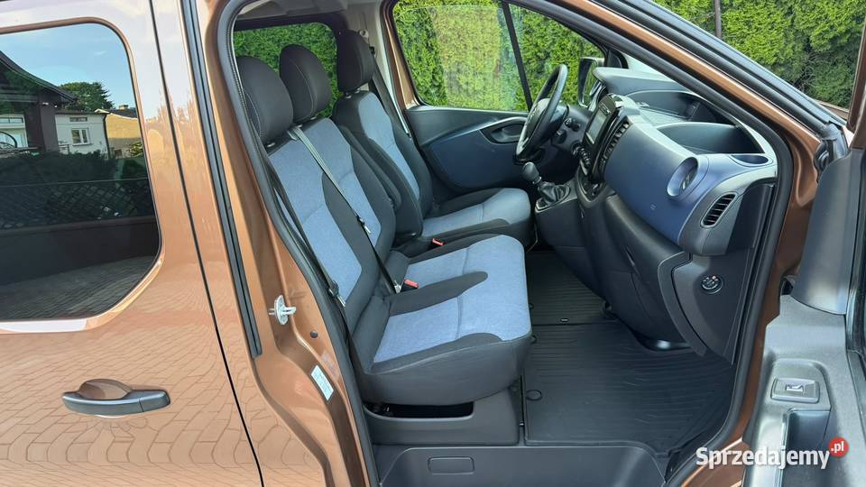 Opel Vivaro L2 H1 DŁUGI 9osobowy z Niemiec Stan elektryczne lusterka