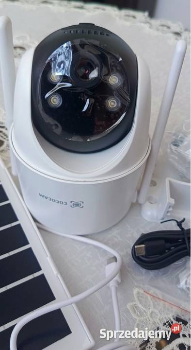 Kamera zewnętrzna 2K z panelem solarnym sprzedam