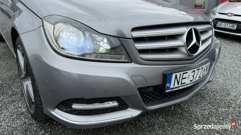 Mercedes C 200 22 Diesel Zarejestrowany elektrochrom. lusterko wst. sprzedam