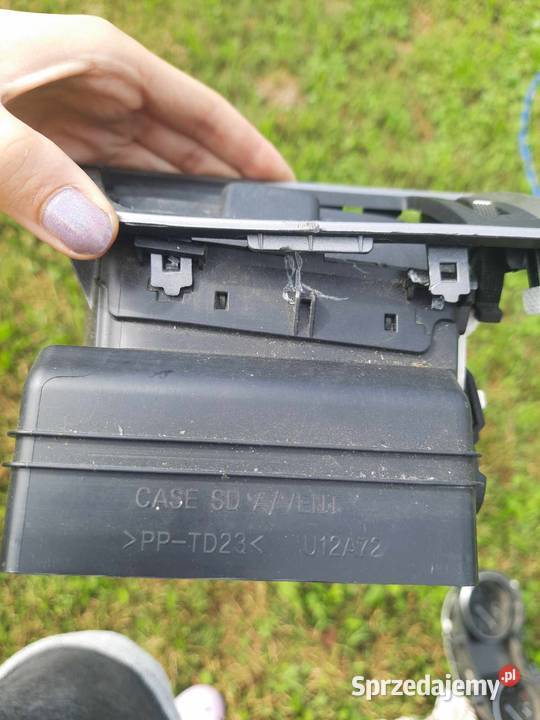 Lewa kratka nawiewu powietrza SUBARU OUTBACK podkarpackie Rzeszów