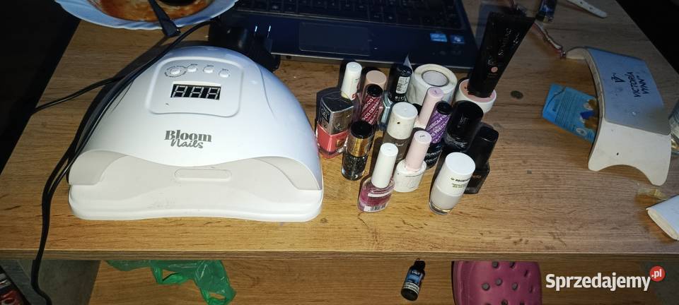 Sprzedam akcesoria do paznokci Lębork