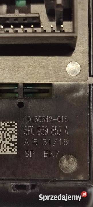 SKODA OCTAVIA III PRZEŁĄCZNIK ŚWIATEŁ 5E0959857A dolnośląskie