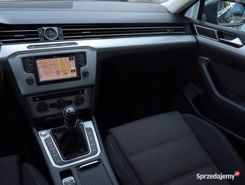 VW Passat 18 TSI radio