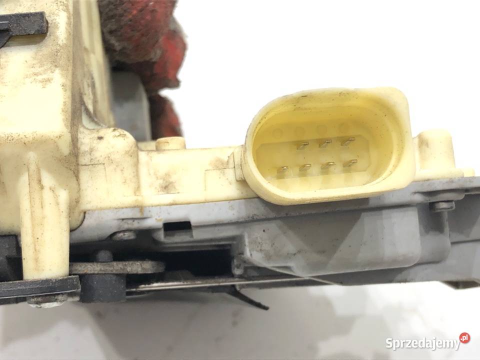 ZAMEK DRZWI PRAWY PRZÓD AUDI Q7 4L Hatchback