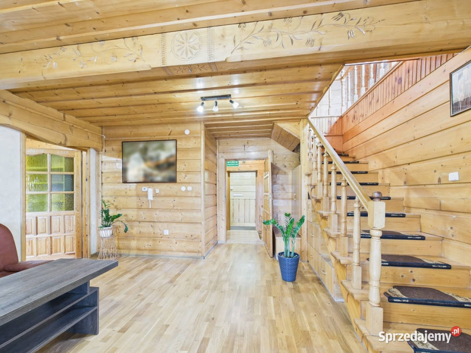 Drewniany dom z widokiem na Tatry Dursztyn