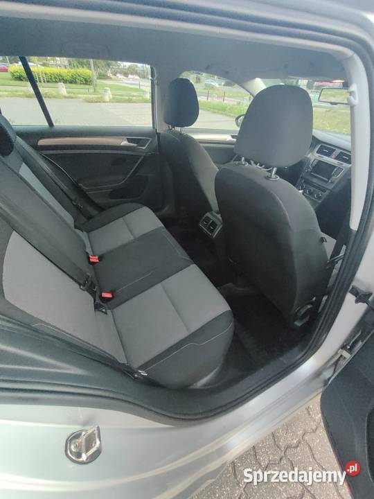 Syndyk sprzeda Volkswagen Golf VII 16 TDI 2014r diesel Warszawa
