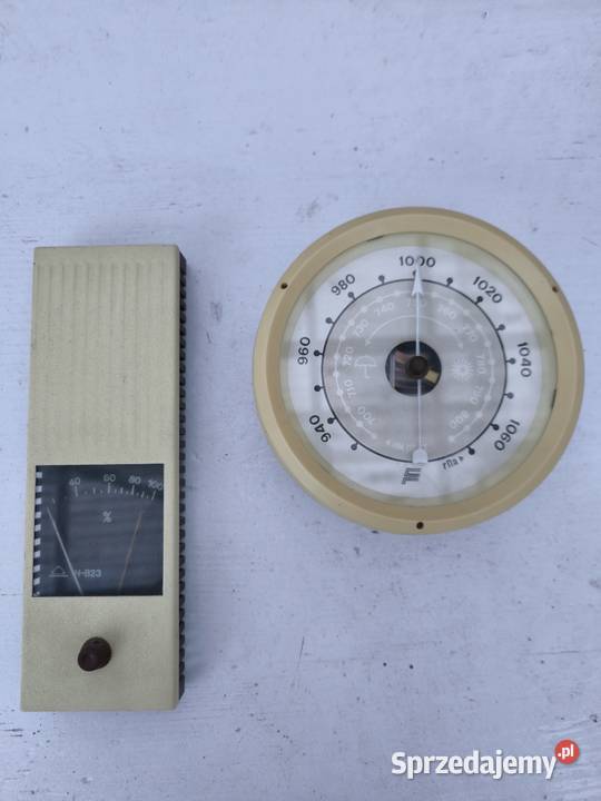 Barometr i hygrometr z okresu PRL sprawne sprzedam