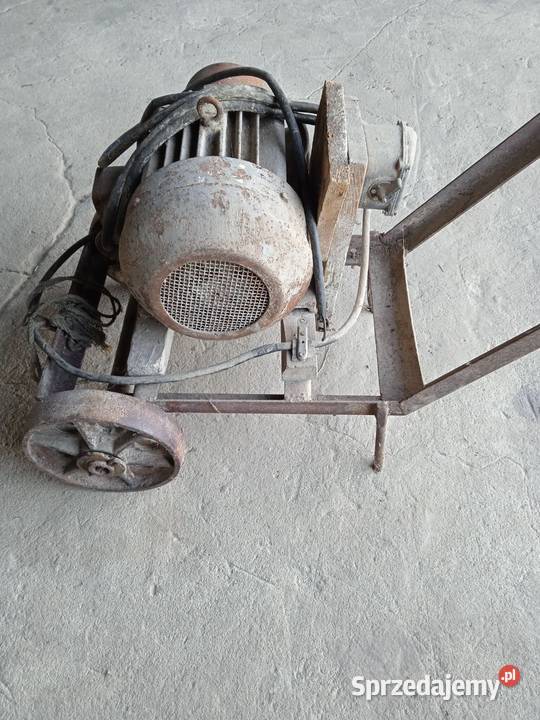 Śrutownik na kamienie z silnikiem 11kw lubelskie Ryki sprzedam