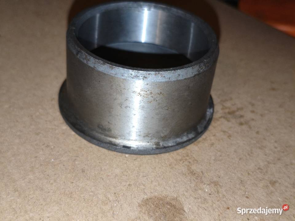 Tuleja łożyskowa dyfra przekładni głównej Dniepr Leszno sprzedam