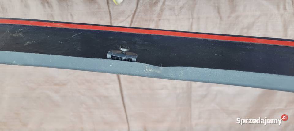 DACIA DUSTER LISTWA BŁOTNIKA LEWY TYŁ LEWA TYLNA Ruda Śląska