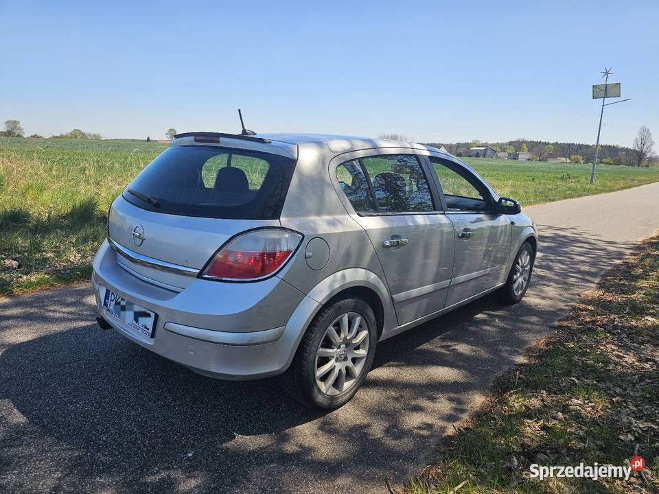 Opel Astra 14 niski przebieg 90KM Samochody osobowe Chotynin