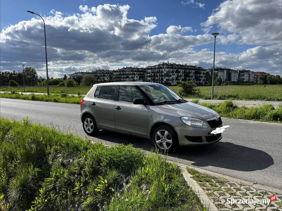 Skoda Fabia 2014 LPG radio Warszawa sprzedam