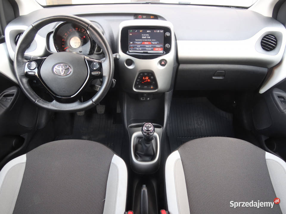 Toyota Aygo 10 VVTi wspomaganie kierownicy Katowice sprzedam